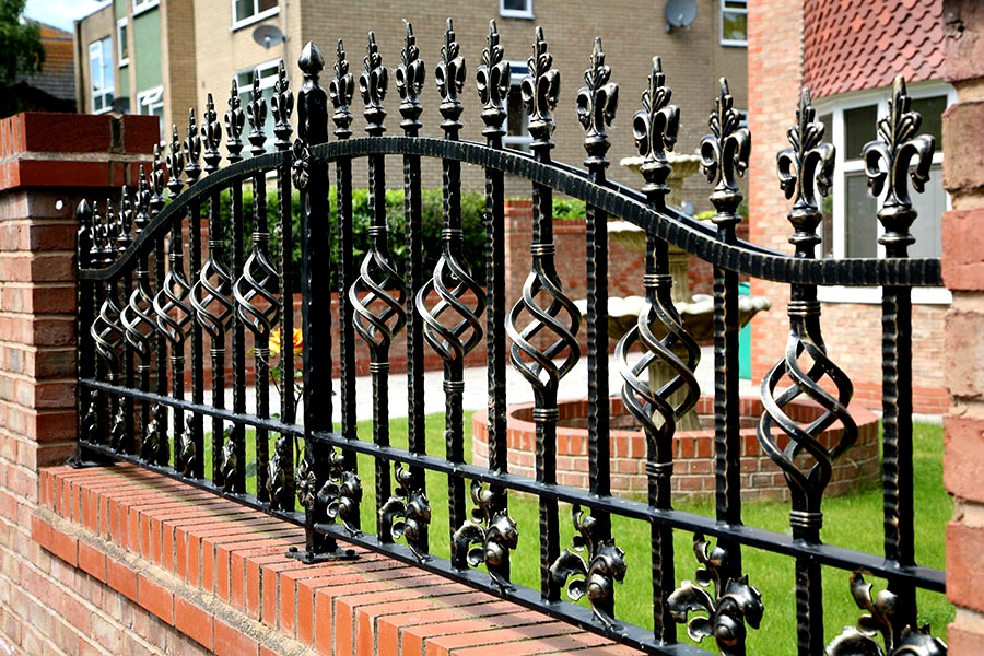 Wrought Iron Wall Top Garden Railings North Valley Forge - Brick Garden Walls With Railings
