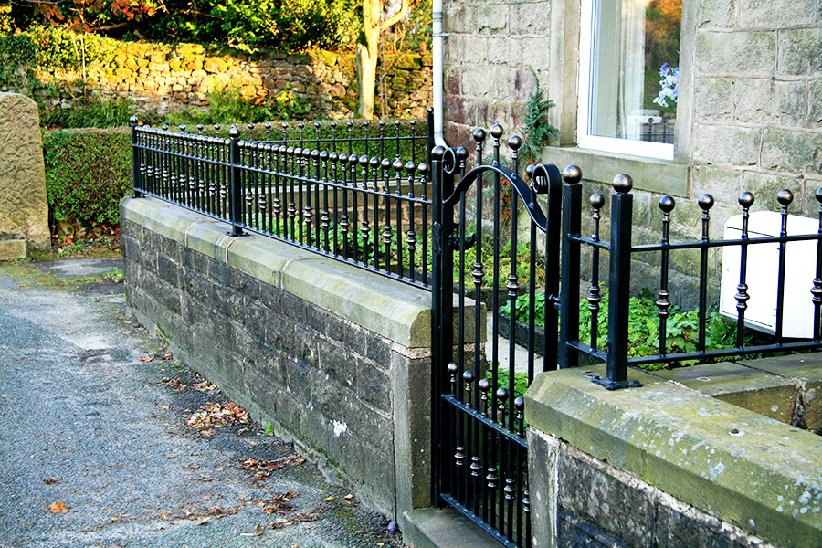 Wrought Iron Wall Top & Garden Railings | North Valley Forge