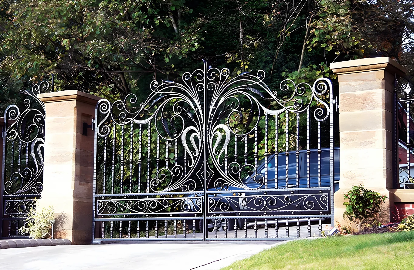 Henley - Ultimate Collection - Wrought Iron Gate