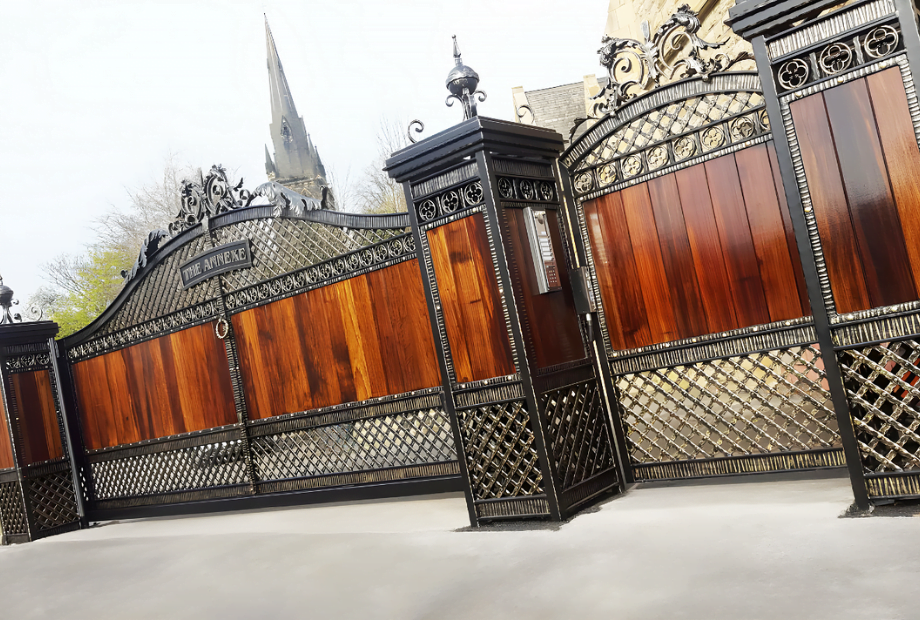 Orpheus - Wood Gate - Private Gate