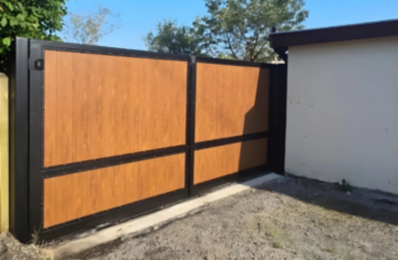 Pegasus Cantilever Sliding Gate