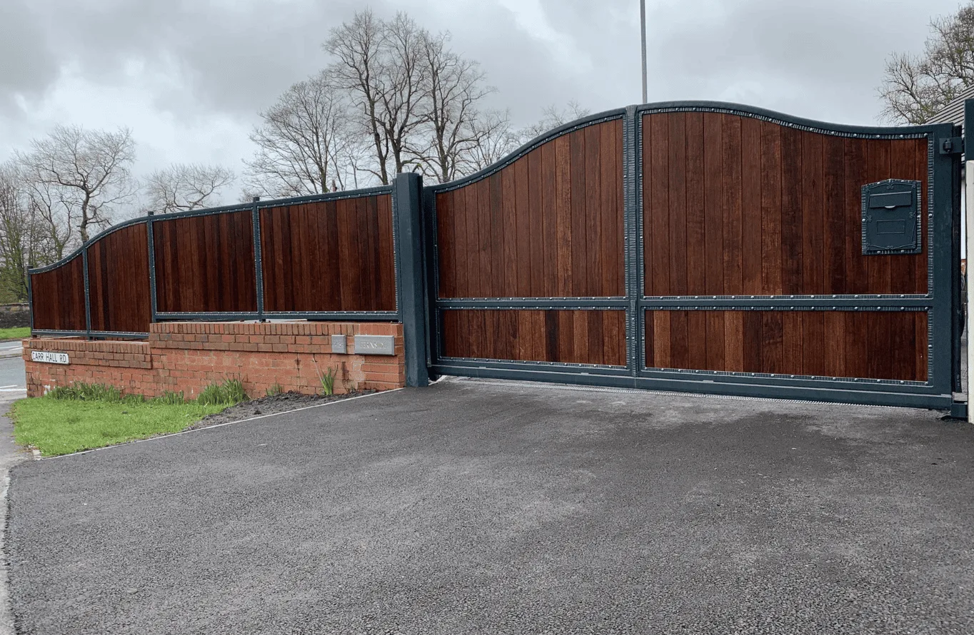 Electric Cantilever Gates | Estate Gates | North Valley Forge