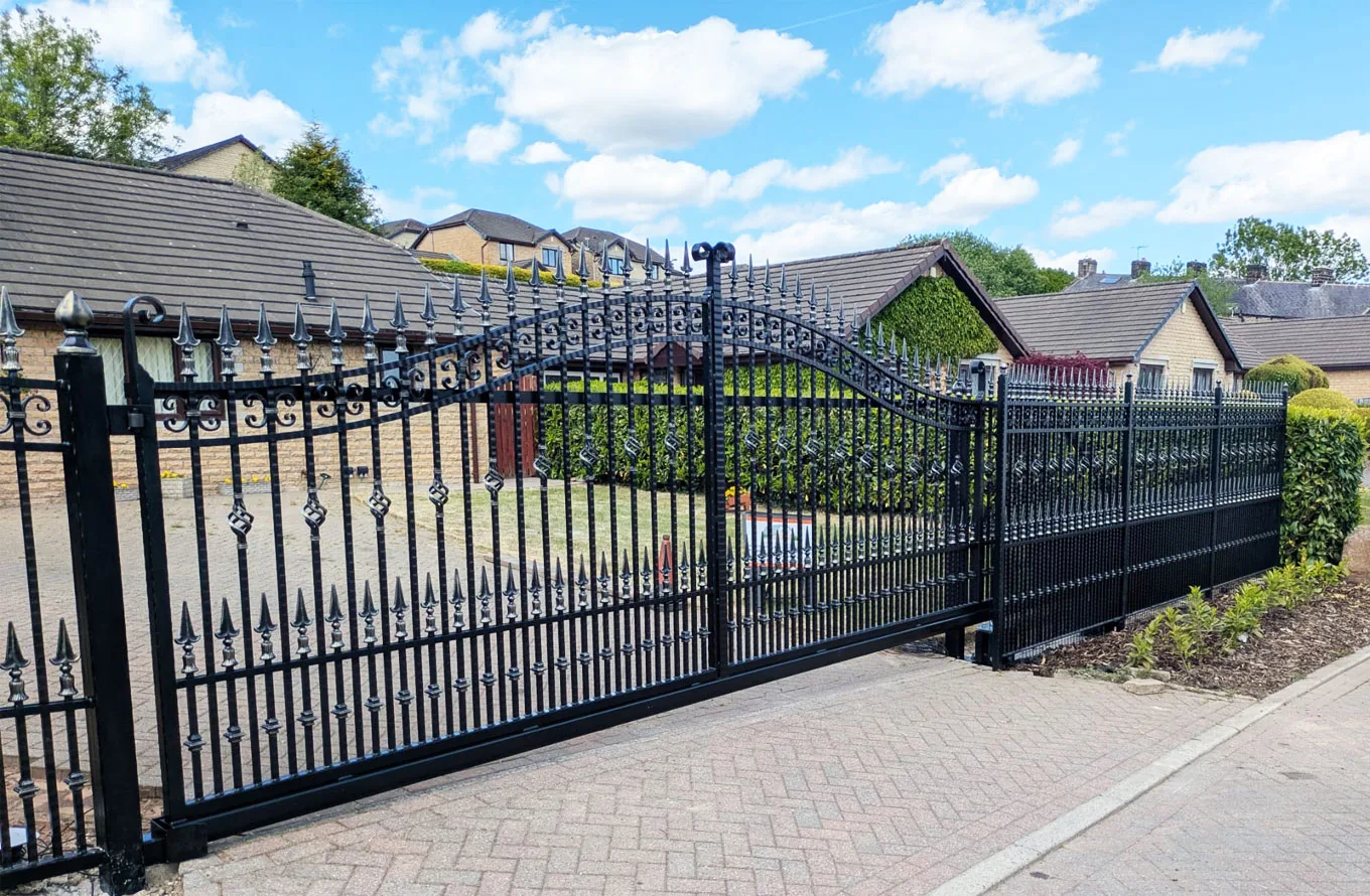 Electric Gate - The Cranleigh